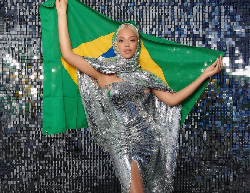 Beyoncé aparece de surpresa em festa na Bahia