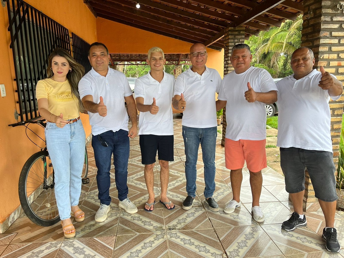 Deputado Franzé Silva visita lideranças no interior do Piauí durante feriado de Carnaval - Foto: Reprodução