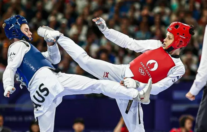 Maria Clara perde no Taekwondo - Foto: Wander Roberto/COB